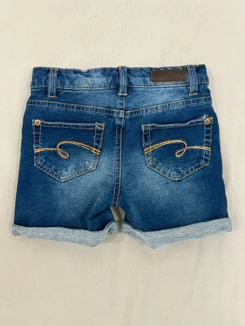 Justice snap closure